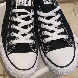 BLACK Chuck Taylor All Stars